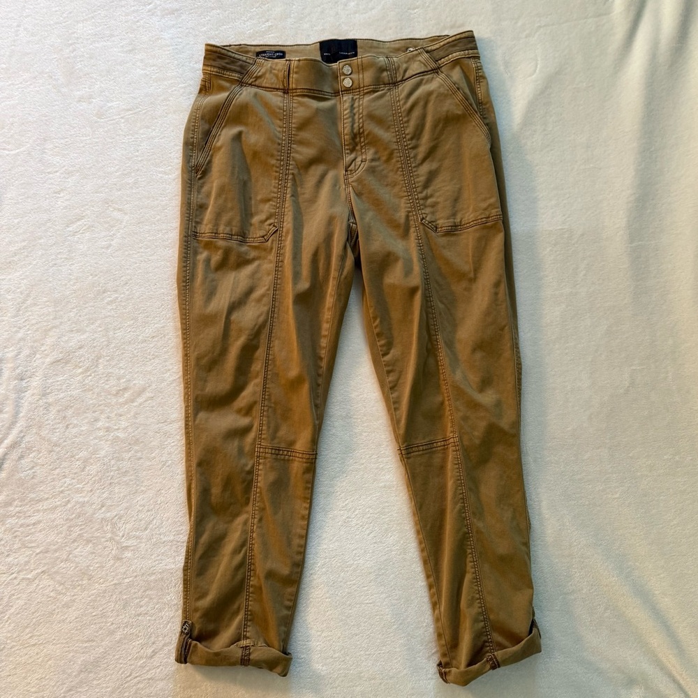 White House Black Market Tan Ankle Cropped Pants